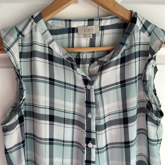 Loft tank top - Picture 2 of 3